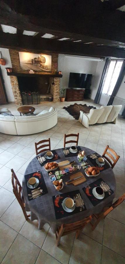 Au Chambellan Bed & Breakfast Ay-Champagne Exterior photo